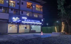 Hotel Rain Sky Inn